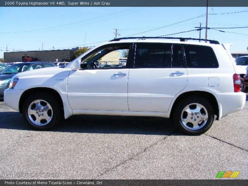 Super White / Ash Gray 2006 Toyota Highlander V6 4WD