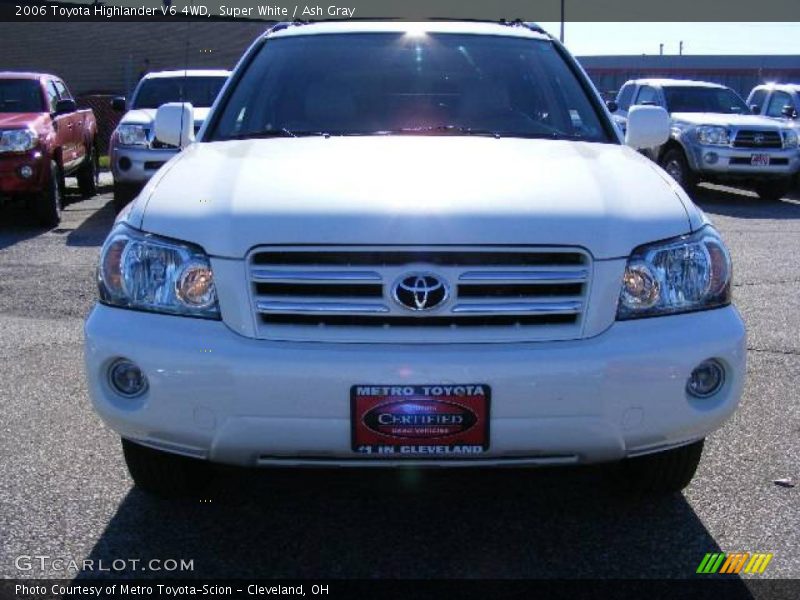 Super White / Ash Gray 2006 Toyota Highlander V6 4WD