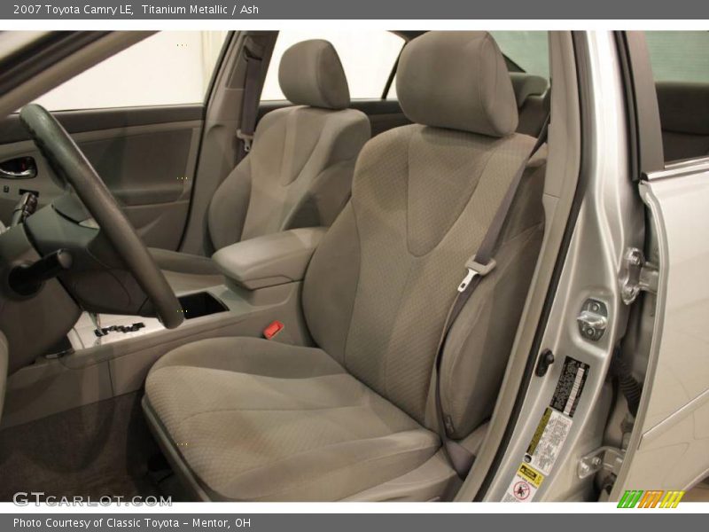 Titanium Metallic / Ash 2007 Toyota Camry LE