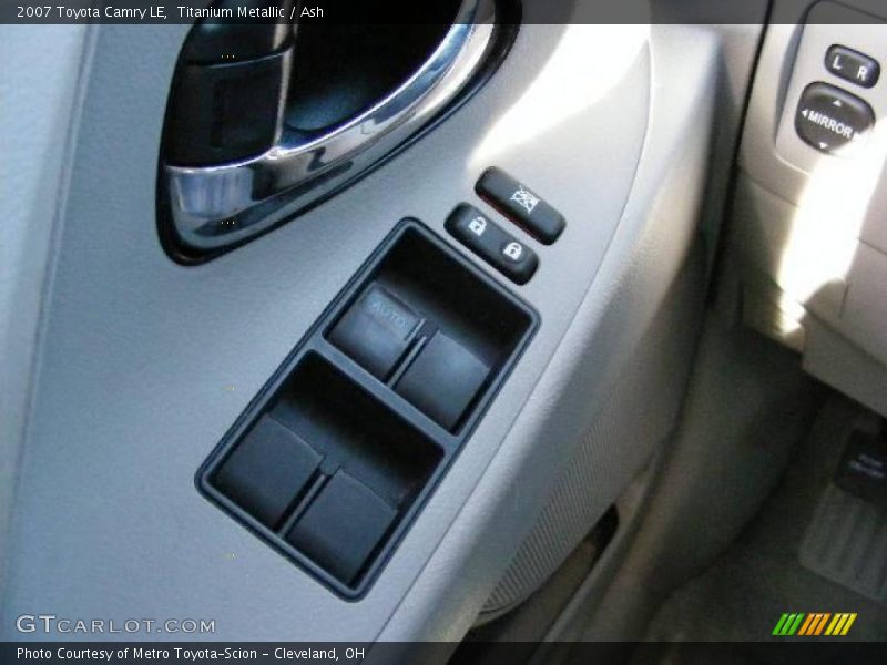 Titanium Metallic / Ash 2007 Toyota Camry LE