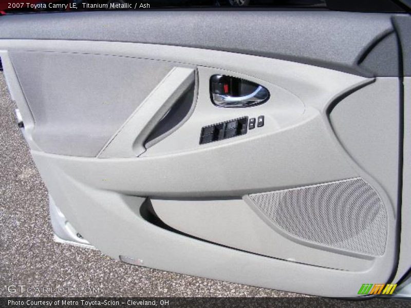 Titanium Metallic / Ash 2007 Toyota Camry LE