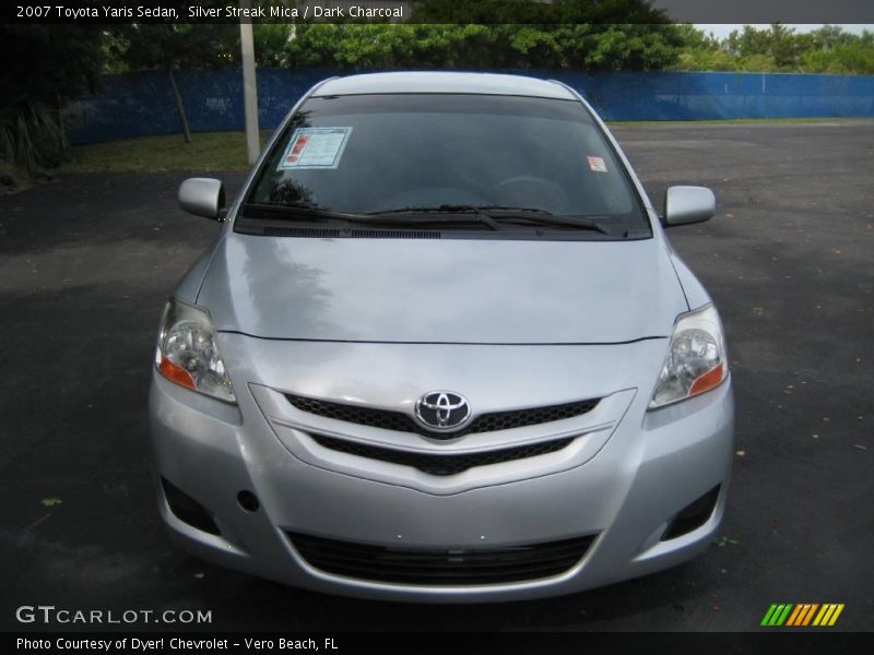 Silver Streak Mica / Dark Charcoal 2007 Toyota Yaris Sedan