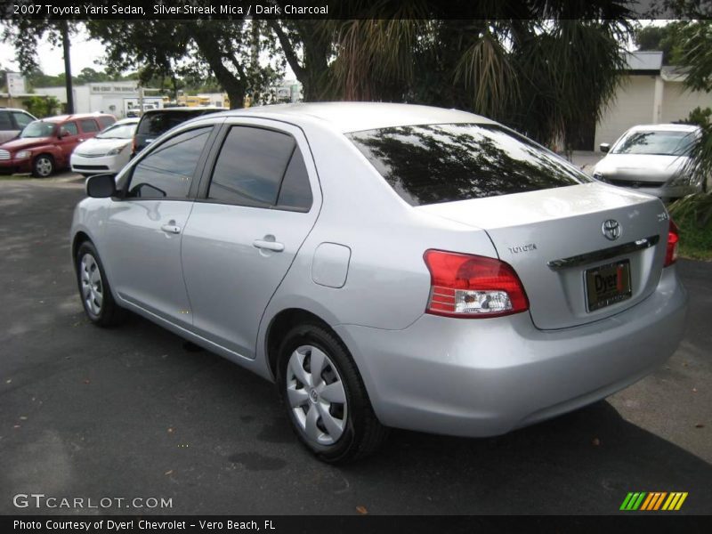 Silver Streak Mica / Dark Charcoal 2007 Toyota Yaris Sedan