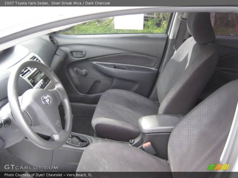 Silver Streak Mica / Dark Charcoal 2007 Toyota Yaris Sedan