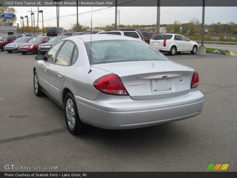 Silver Frost Metallic / Medium/Dark Flint 2007 Ford Taurus SE