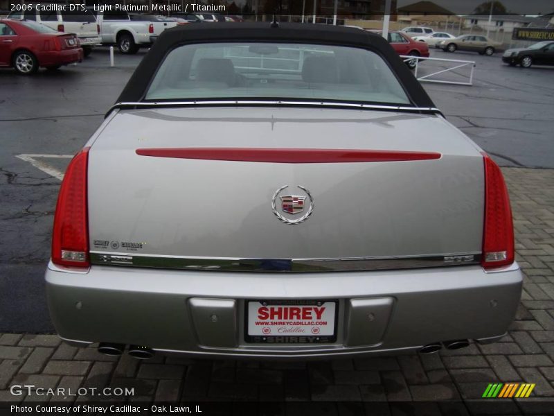 Light Platinum Metallic / Titanium 2006 Cadillac DTS