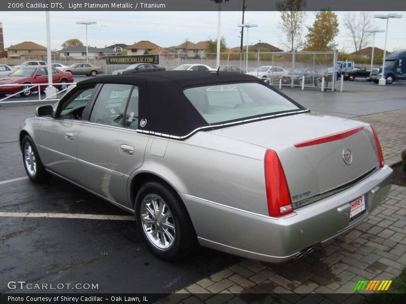 Light Platinum Metallic / Titanium 2006 Cadillac DTS