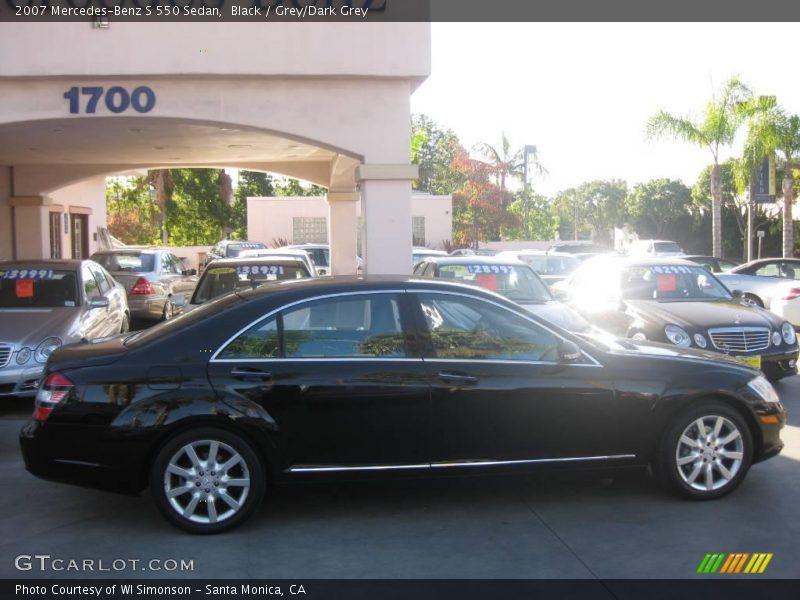 Black / Grey/Dark Grey 2007 Mercedes-Benz S 550 Sedan