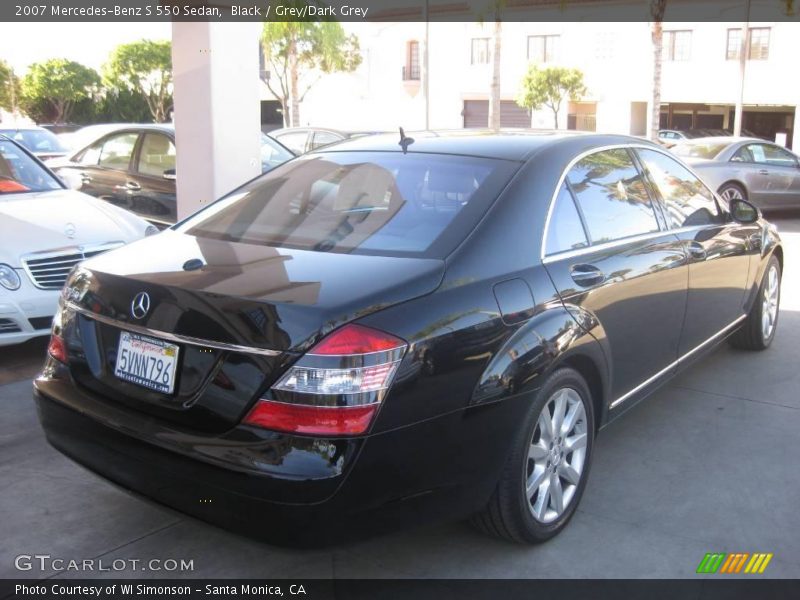 Black / Grey/Dark Grey 2007 Mercedes-Benz S 550 Sedan