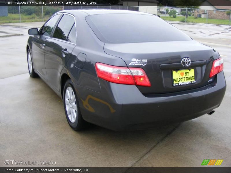 Magnetic Gray Metallic / Ash 2008 Toyota Camry XLE
