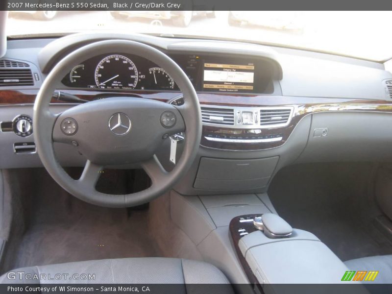 Black / Grey/Dark Grey 2007 Mercedes-Benz S 550 Sedan