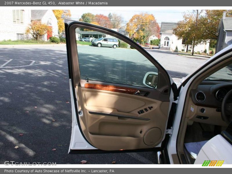Alabaster White / Macadamia 2007 Mercedes-Benz GL 450