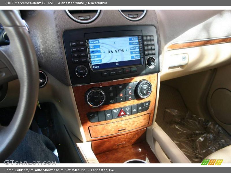 Alabaster White / Macadamia 2007 Mercedes-Benz GL 450