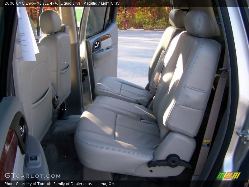 Liquid Silver Metallic / Light Gray 2006 GMC Envoy XL SLE 4x4