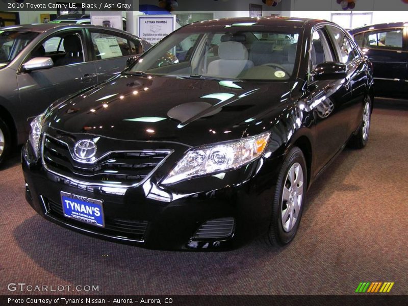Black / Ash Gray 2010 Toyota Camry LE