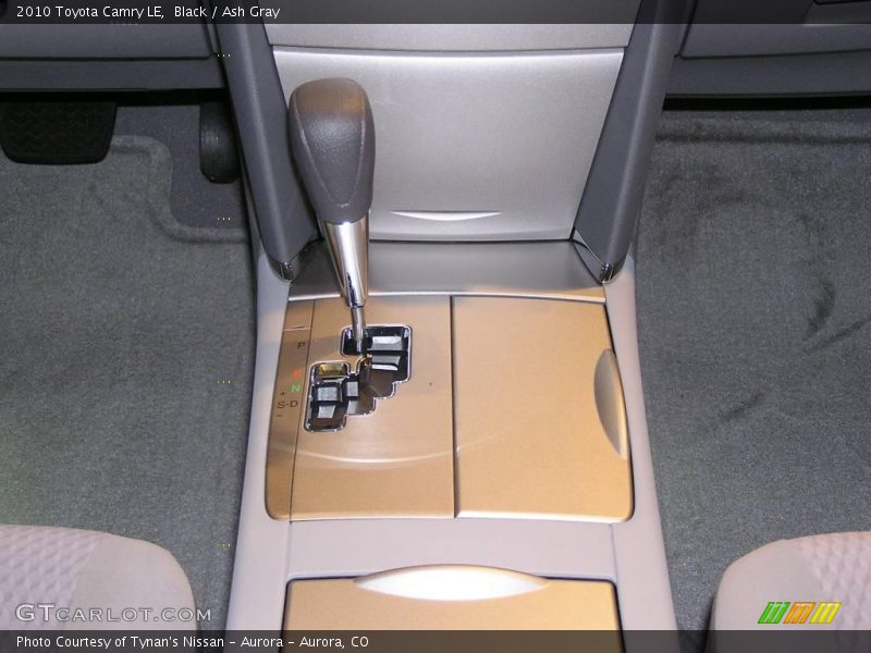Black / Ash Gray 2010 Toyota Camry LE