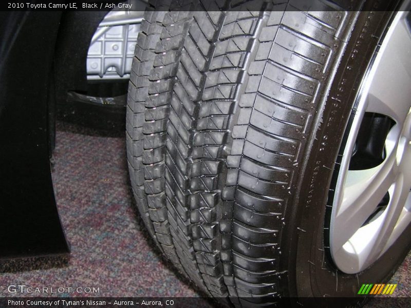 Black / Ash Gray 2010 Toyota Camry LE