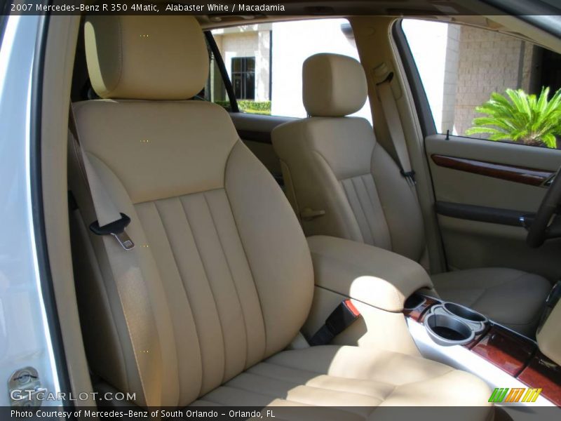 Alabaster White / Macadamia 2007 Mercedes-Benz R 350 4Matic