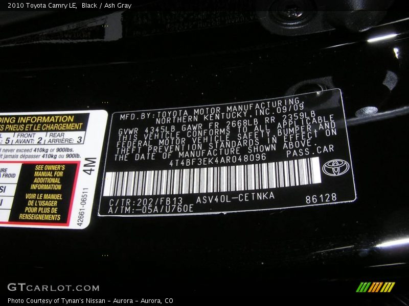 Black / Ash Gray 2010 Toyota Camry LE