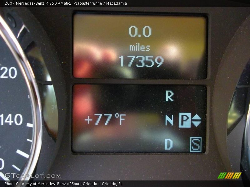 Alabaster White / Macadamia 2007 Mercedes-Benz R 350 4Matic
