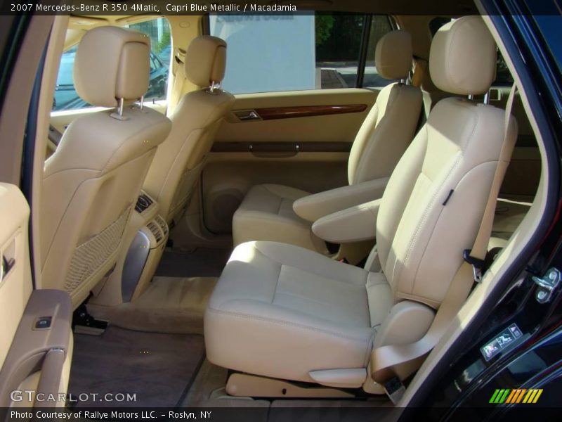 Capri Blue Metallic / Macadamia 2007 Mercedes-Benz R 350 4Matic