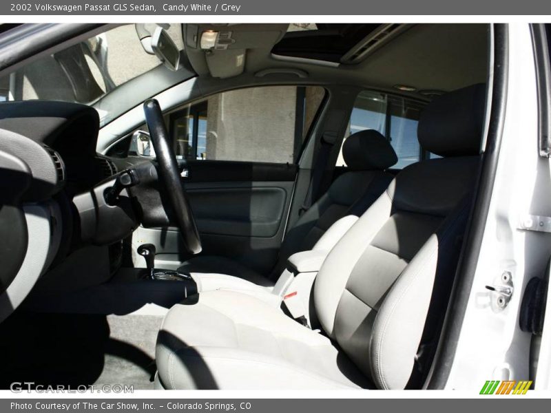 Candy White / Grey 2002 Volkswagen Passat GLS Sedan