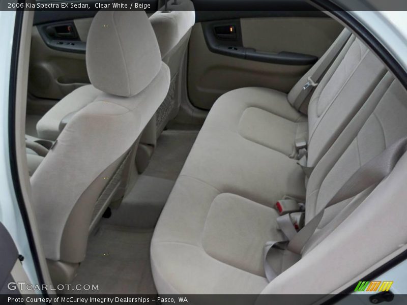 Clear White / Beige 2006 Kia Spectra EX Sedan