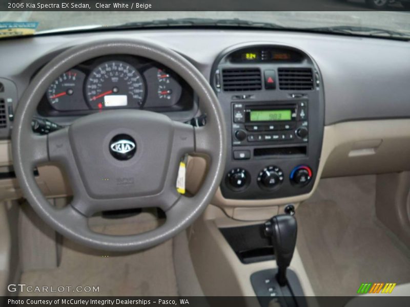 Clear White / Beige 2006 Kia Spectra EX Sedan