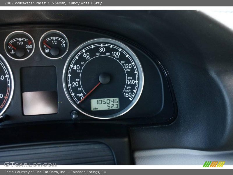 Candy White / Grey 2002 Volkswagen Passat GLS Sedan