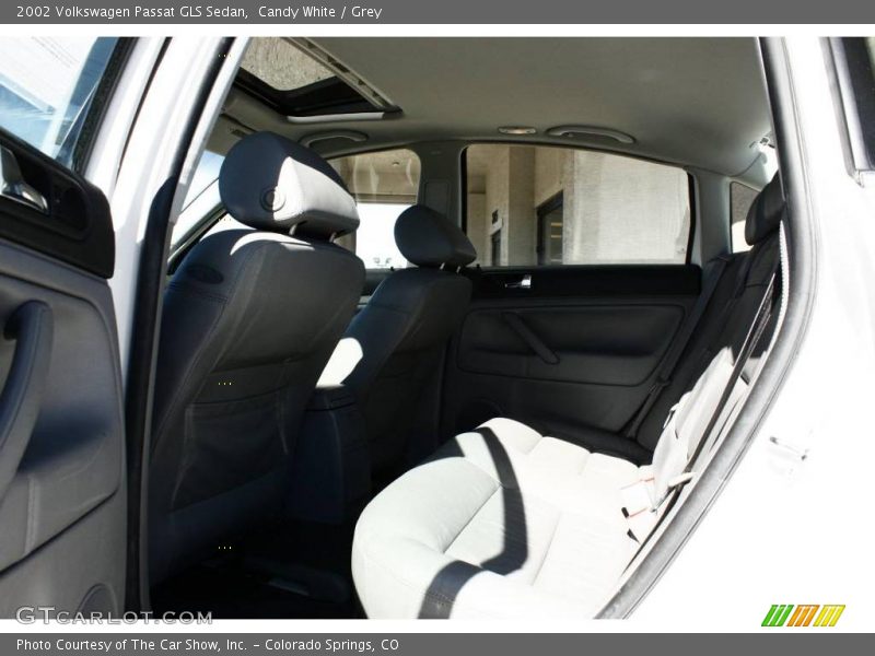 Candy White / Grey 2002 Volkswagen Passat GLS Sedan