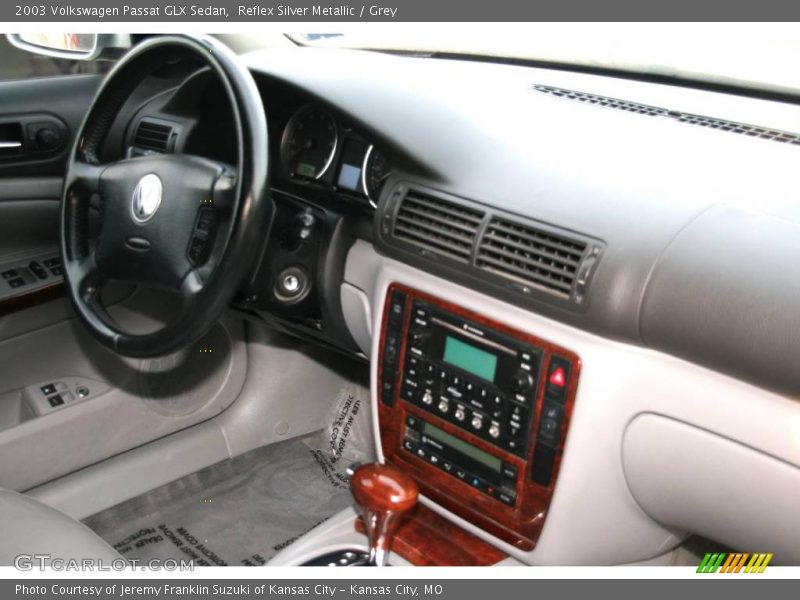 Reflex Silver Metallic / Grey 2003 Volkswagen Passat GLX Sedan