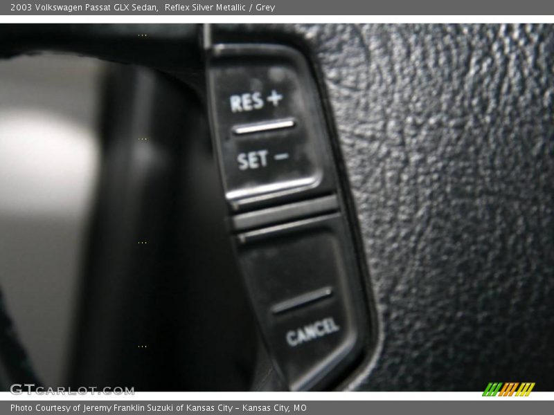 Reflex Silver Metallic / Grey 2003 Volkswagen Passat GLX Sedan