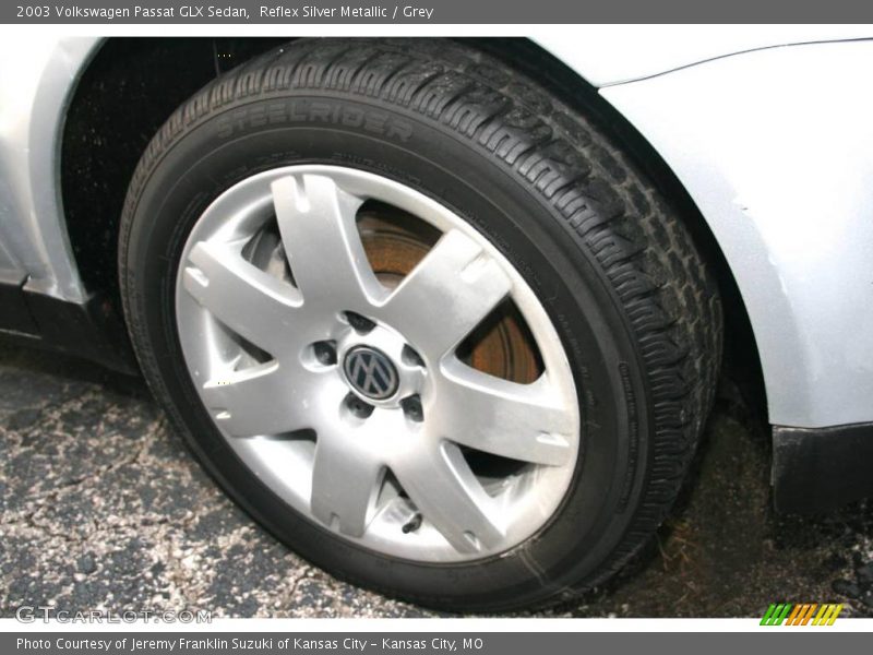 Reflex Silver Metallic / Grey 2003 Volkswagen Passat GLX Sedan