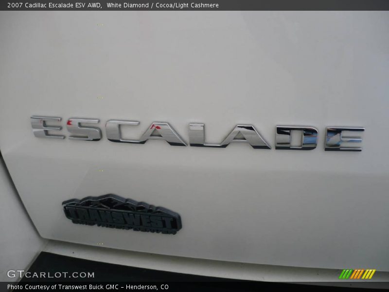 White Diamond / Cocoa/Light Cashmere 2007 Cadillac Escalade ESV AWD