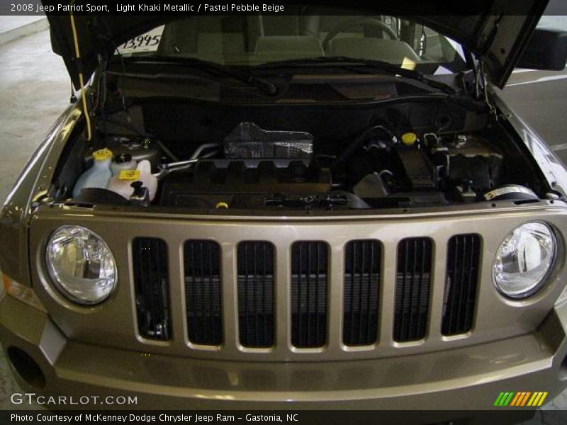 Light Khaki Metallic / Pastel Pebble Beige 2008 Jeep Patriot Sport