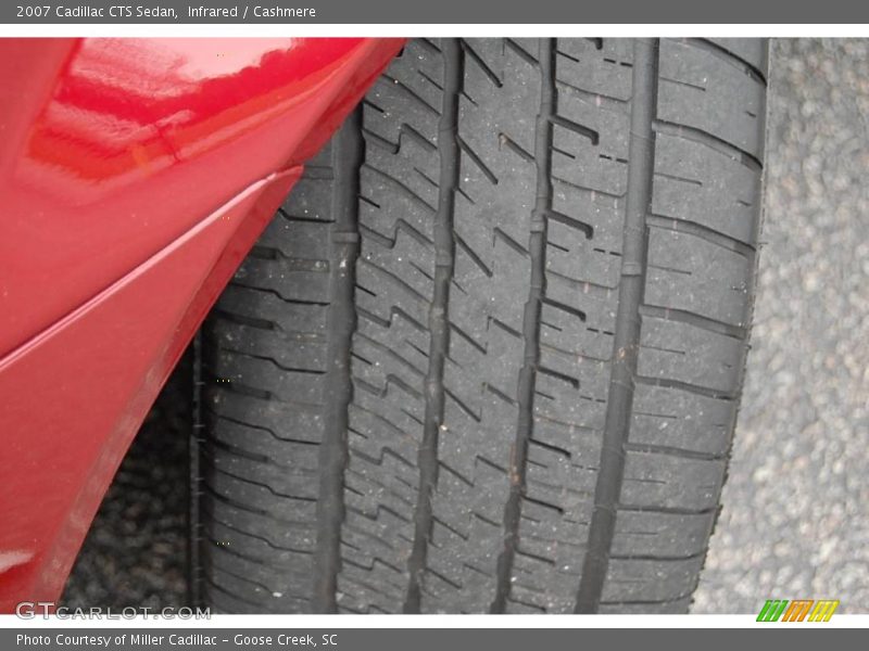 Infrared / Cashmere 2007 Cadillac CTS Sedan