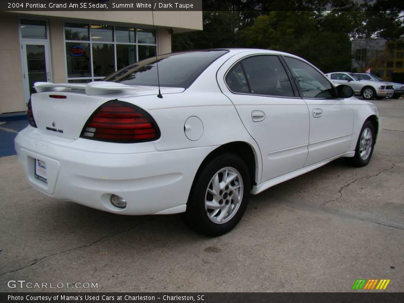 Summit White / Dark Taupe 2004 Pontiac Grand Am SE Sedan