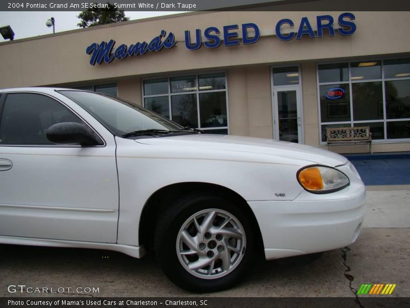 Summit White / Dark Taupe 2004 Pontiac Grand Am SE Sedan