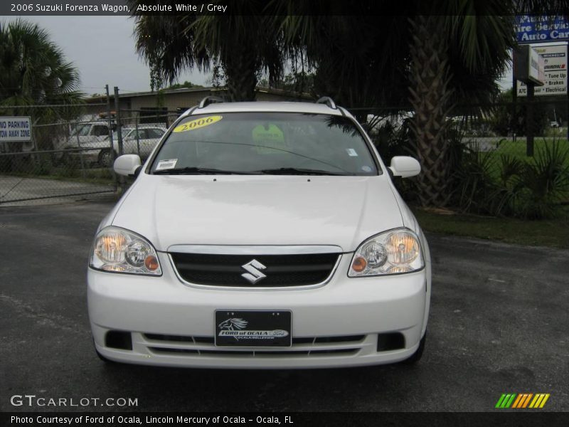 Absolute White / Grey 2006 Suzuki Forenza Wagon