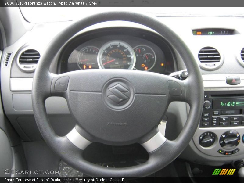 Absolute White / Grey 2006 Suzuki Forenza Wagon