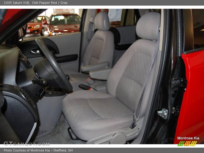 Chili Pepper Red / Gray 2005 Saturn VUE