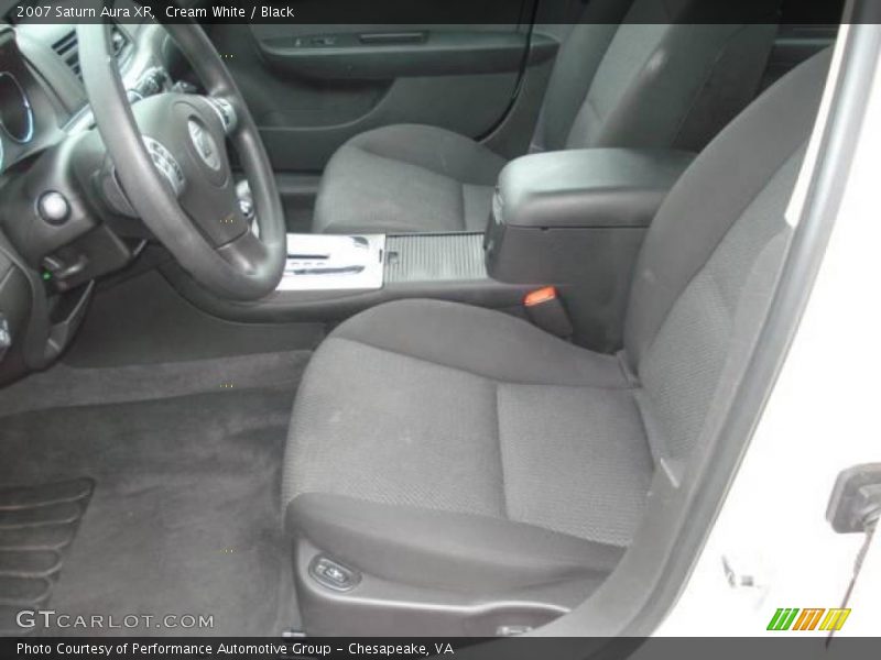 Cream White / Black 2007 Saturn Aura XR