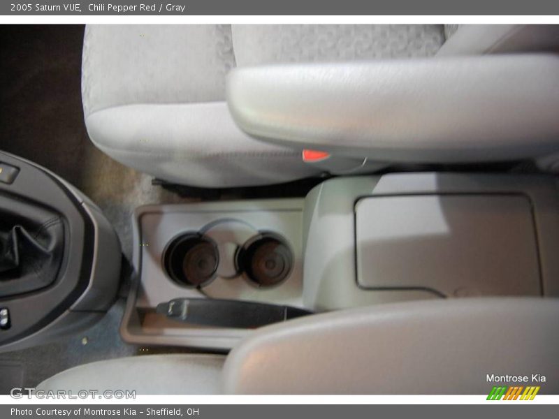 Chili Pepper Red / Gray 2005 Saturn VUE