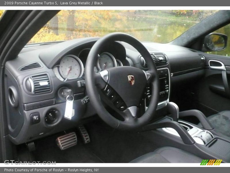 Lava Grey Metallic / Black 2009 Porsche Cayenne Turbo S