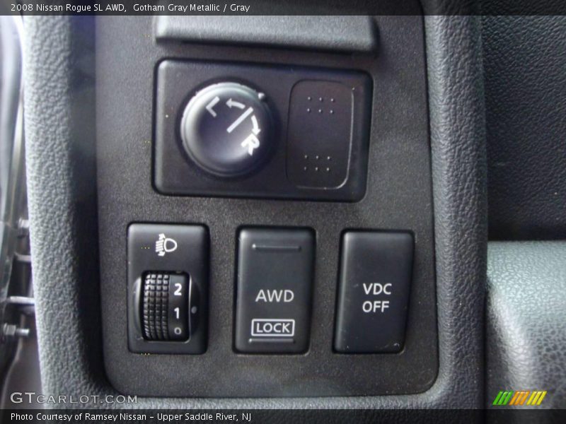 Gotham Gray Metallic / Gray 2008 Nissan Rogue SL AWD