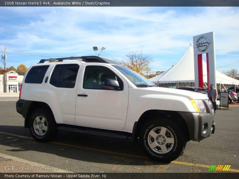 Avalanche White / Steel/Graphite 2008 Nissan Xterra S 4x4