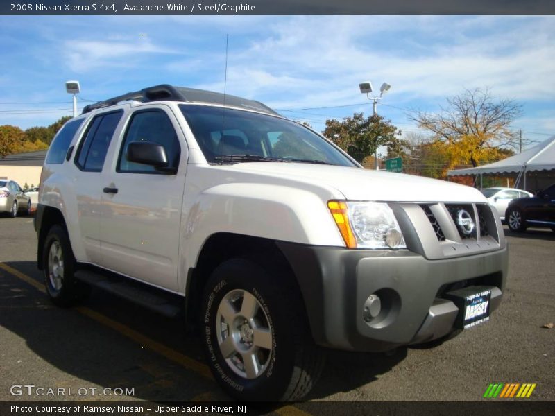 Avalanche White / Steel/Graphite 2008 Nissan Xterra S 4x4