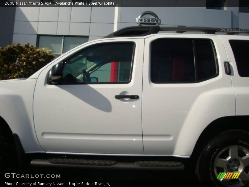 Avalanche White / Steel/Graphite 2008 Nissan Xterra S 4x4