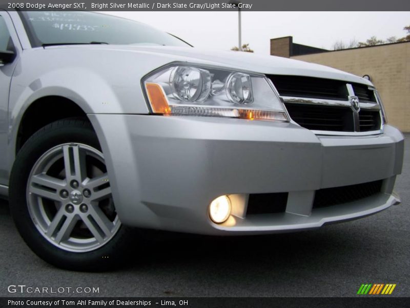 Bright Silver Metallic / Dark Slate Gray/Light Slate Gray 2008 Dodge Avenger SXT