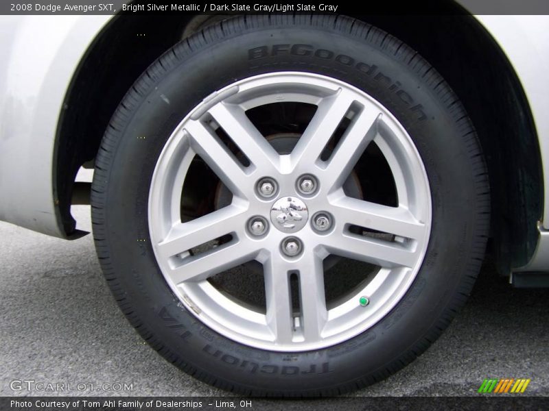 Bright Silver Metallic / Dark Slate Gray/Light Slate Gray 2008 Dodge Avenger SXT